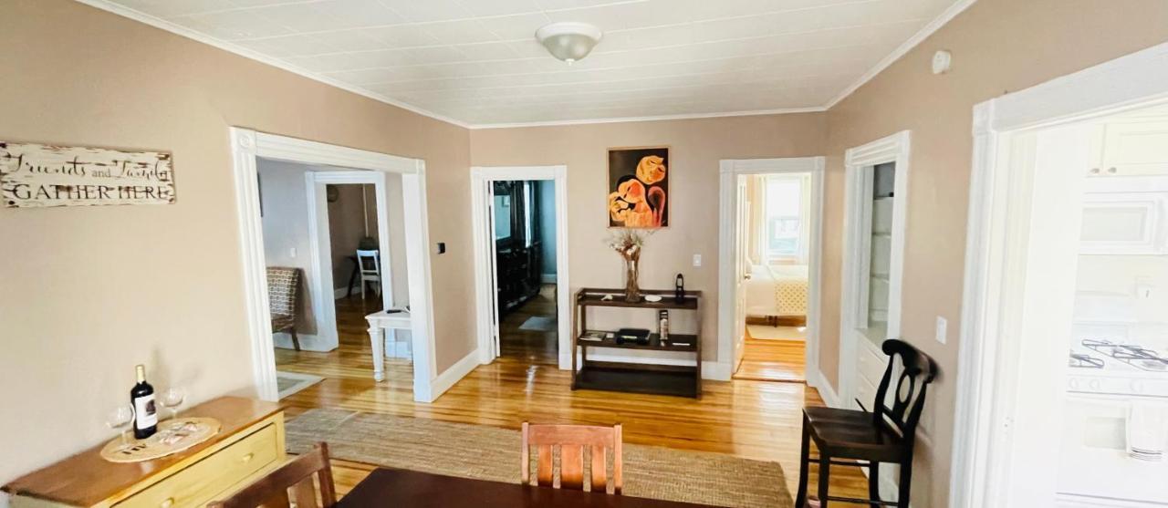 Delightful 2Br Apartment With Balcony - 15 Min From Mohegan Sun- Foxwoods Casinos & Mystic New London Exterior photo