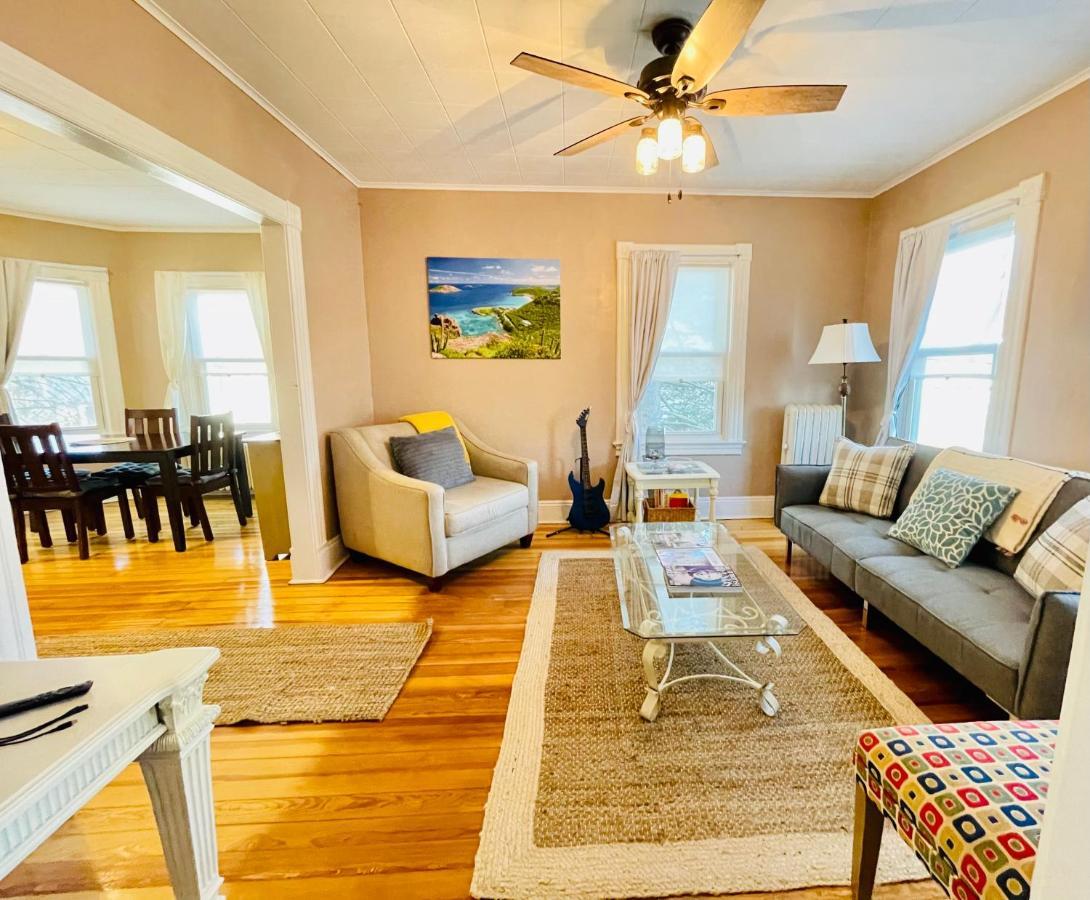 Delightful 2Br Apartment With Balcony - 15 Min From Mohegan Sun- Foxwoods Casinos & Mystic New London Exterior photo