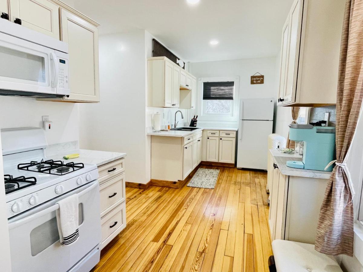 Delightful 2Br Apartment With Balcony - 15 Min From Mohegan Sun- Foxwoods Casinos & Mystic New London Exterior photo