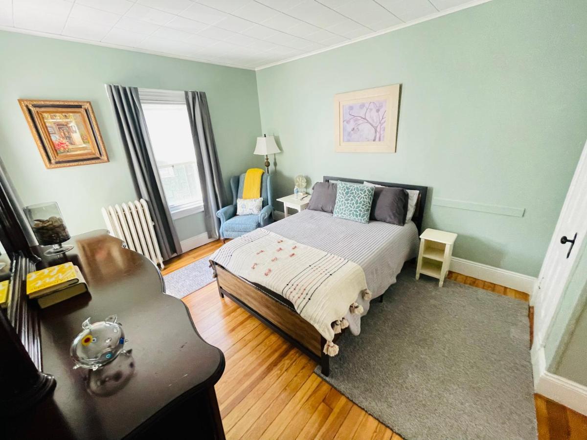 Delightful 2Br Apartment With Balcony - 15 Min From Mohegan Sun- Foxwoods Casinos & Mystic New London Exterior photo